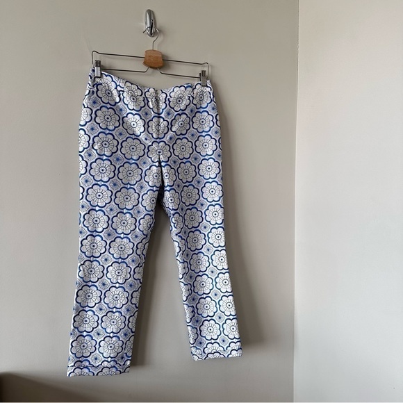 Diane Von Furstenberg-Embroidered Floral 100% Silk Crop Dress Trouser (Size:4) - Picture 4 of 12